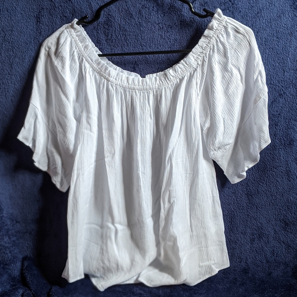 Off The Shoulder Top NWOT